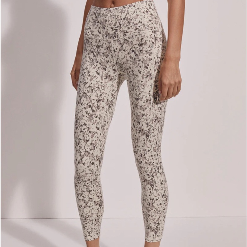 Varley Let's Move Pocket High Legging - Crema Fractured Flower